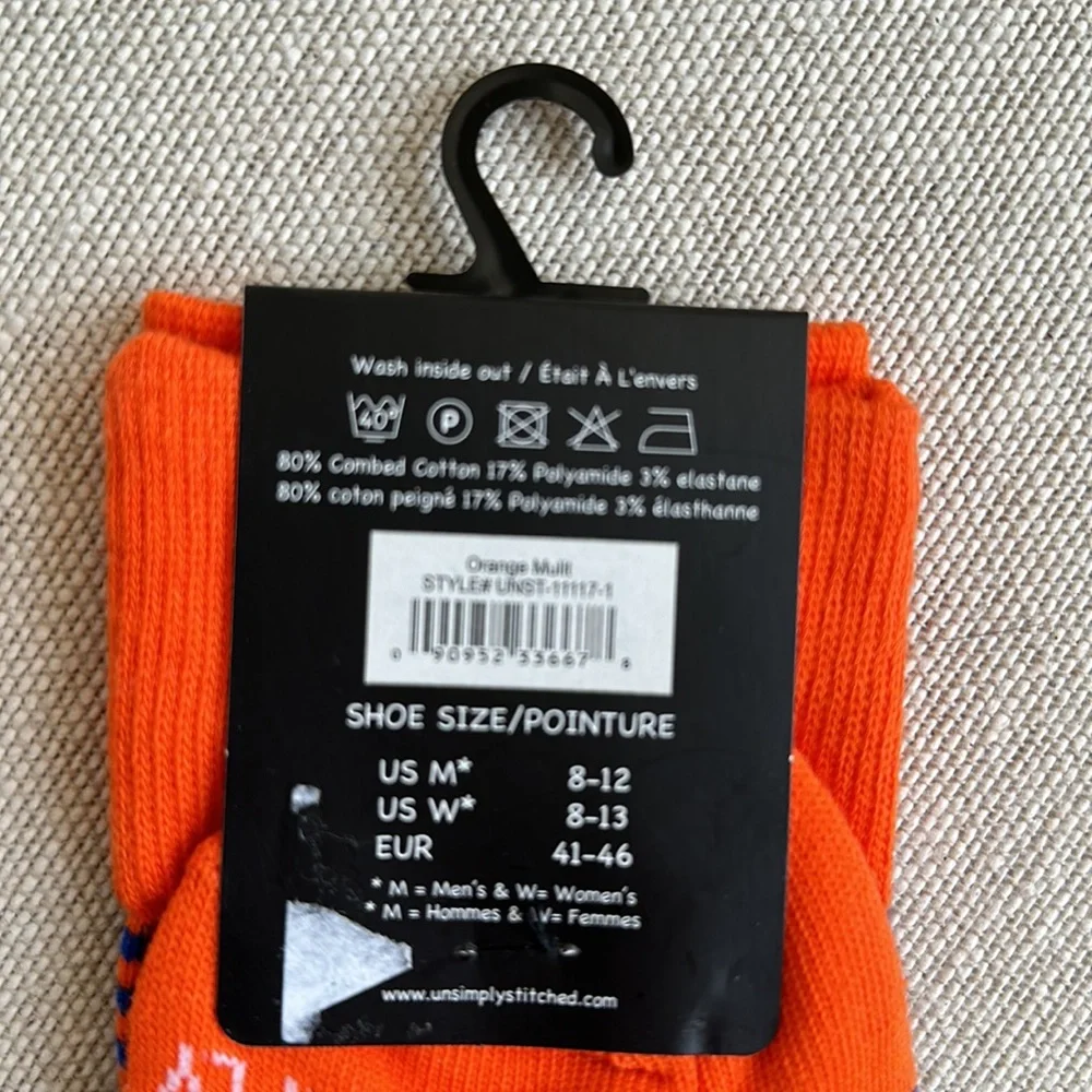 Men’s Hotsox and Unsimply Stitched Dress Socks - Picture 3 of 5